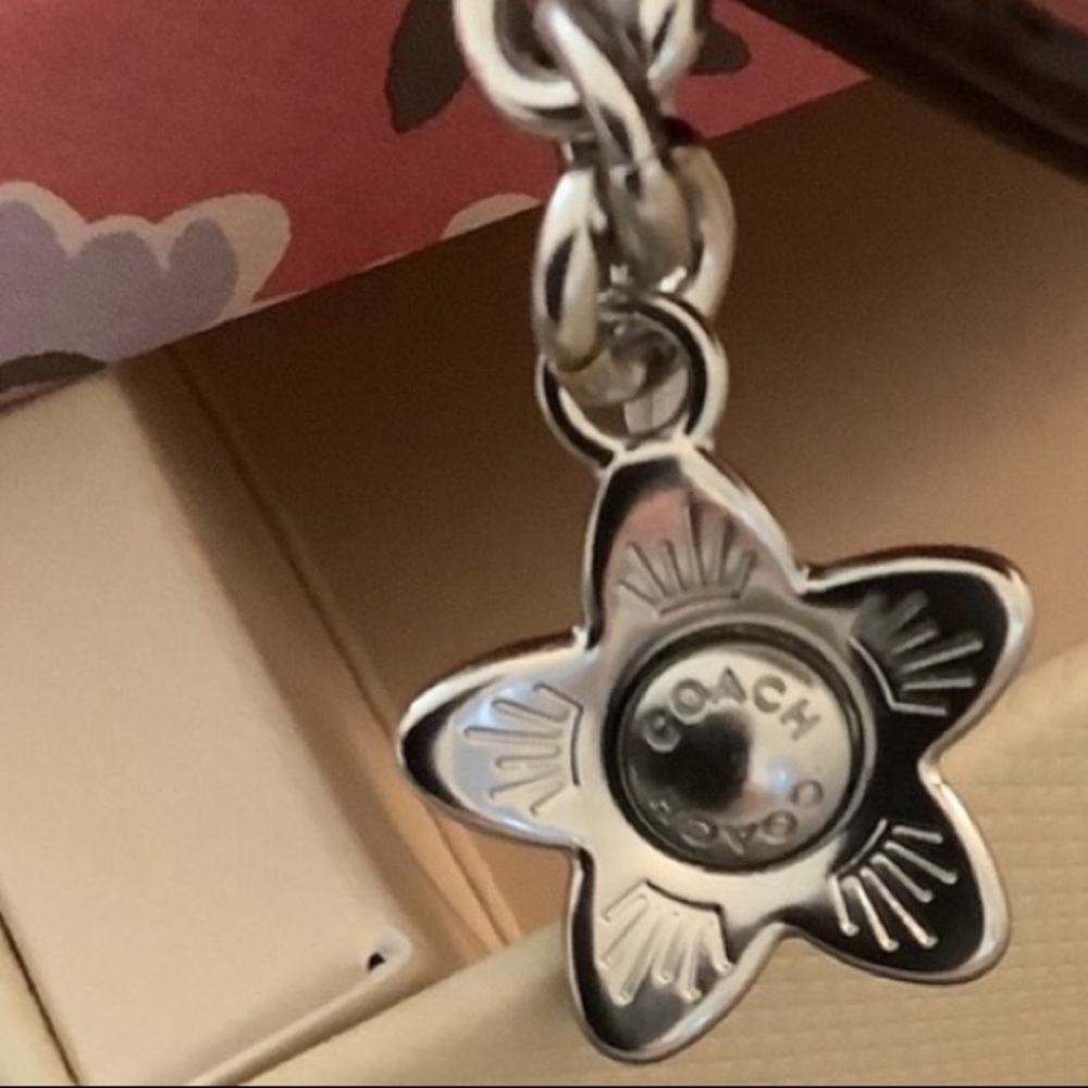 NWT Coach Daisy Snap Wallet in gift box - Picture 6 of 12